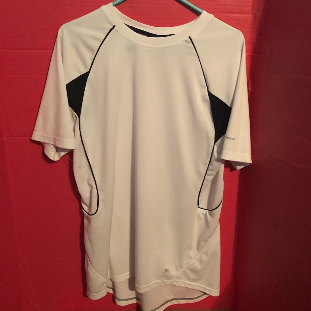 Athletic work out shirt